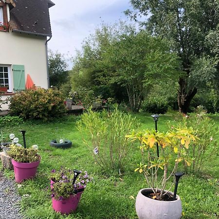 Grande Chambre Familiale Jaune Tout Bonnement Bien Putot-en-Auge Bagian luar foto